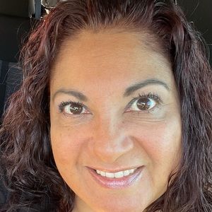 Meet your Posher, Eileen